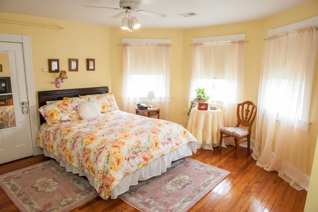 Cedars & Beeches Bed & Breakfast Long Branch Rom bilde